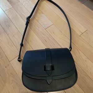 Lost property of london Arlington saddle bag